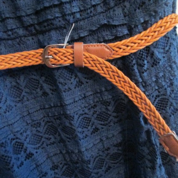 THREE PINK HEARTS $58 Navy Lace Belted Pull-On Cap-Sleeve Dress size 3X NWT - Picture 3 of 9